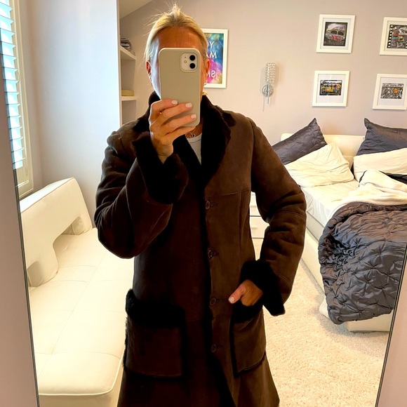 Brown shearling cost - Picture 10 of 11